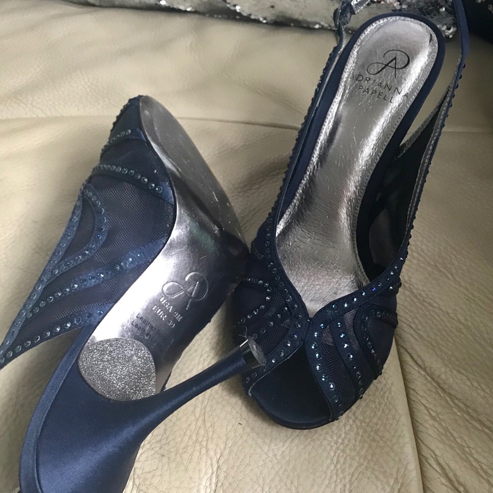 Adrianna Papell Shoes